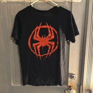 Marvel Spider-Man tshirt with the same picture in front and back in great shape